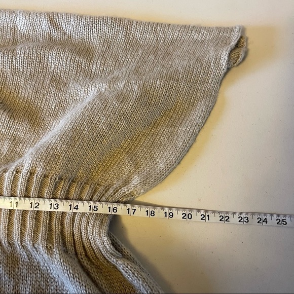 Elan turtleneck oversized one size lightweight sweater GUC - Picture 4 of 8